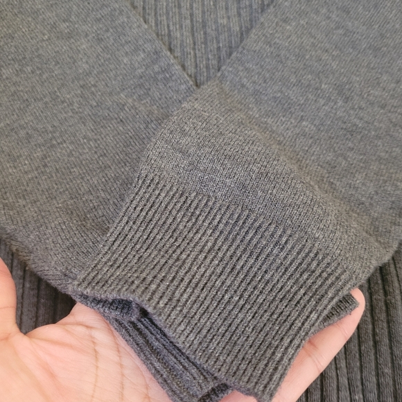 Duluth Trading Co Mens Crewneck Wool Blend Sweater Medium - Picture 6 of 6